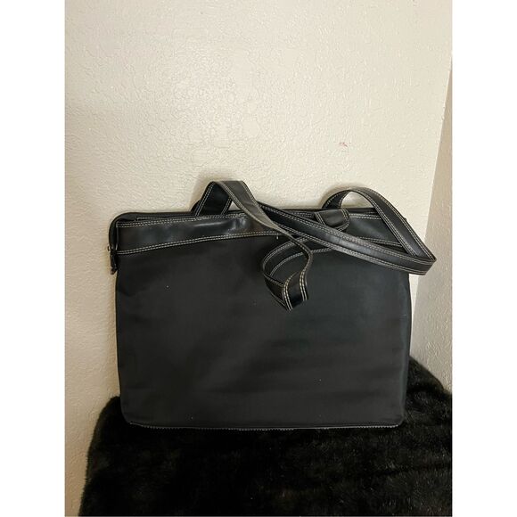 New SWISSGEAR "DIANA" WOMEN'S BUSINESS TOTE BAG WITH PADDED COMPARTMENT FOR COMP - Picture 3 of 8